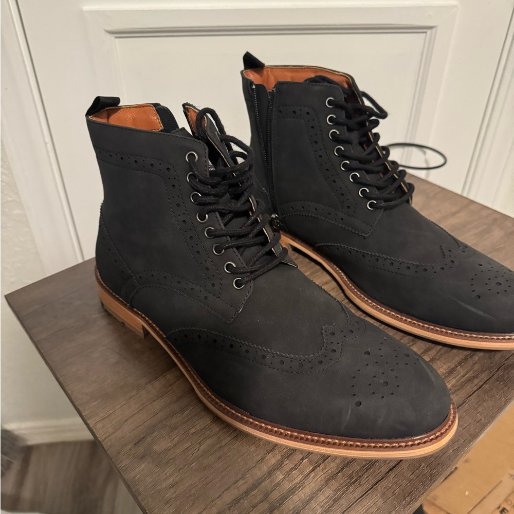 Size 11.5 Steve Madden men’s black boots